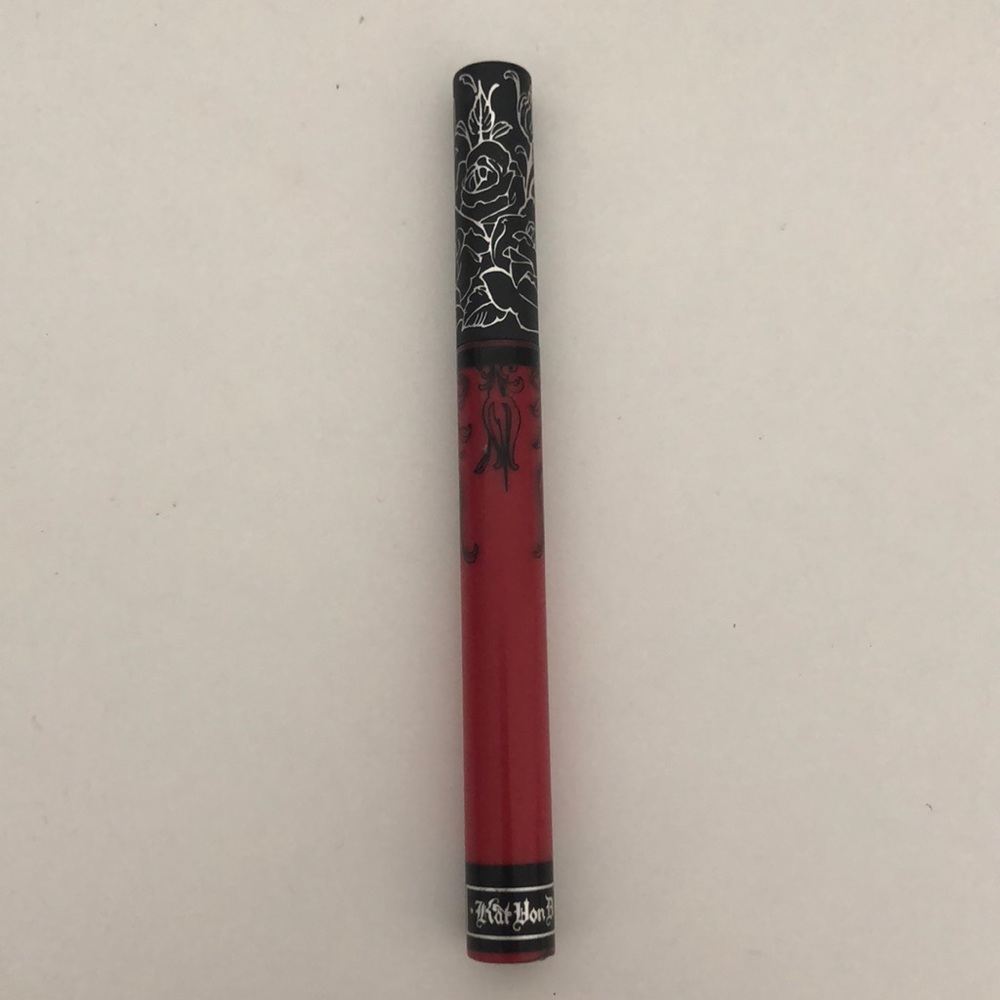Liquid lipstick